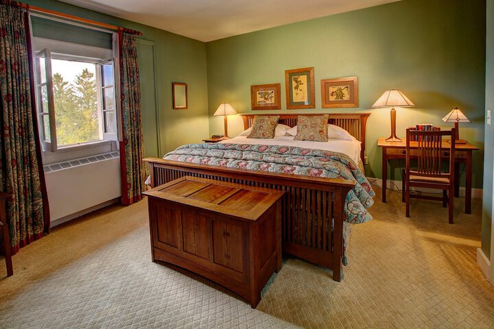 Room 42 of 67