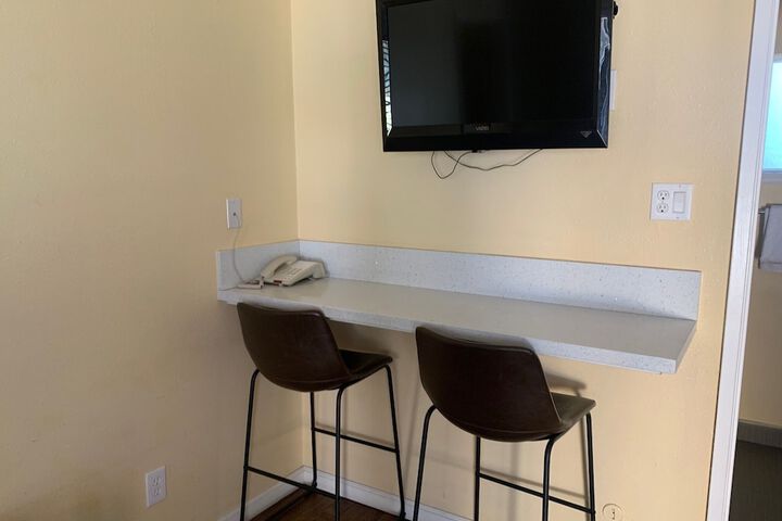 Room 21 of 59