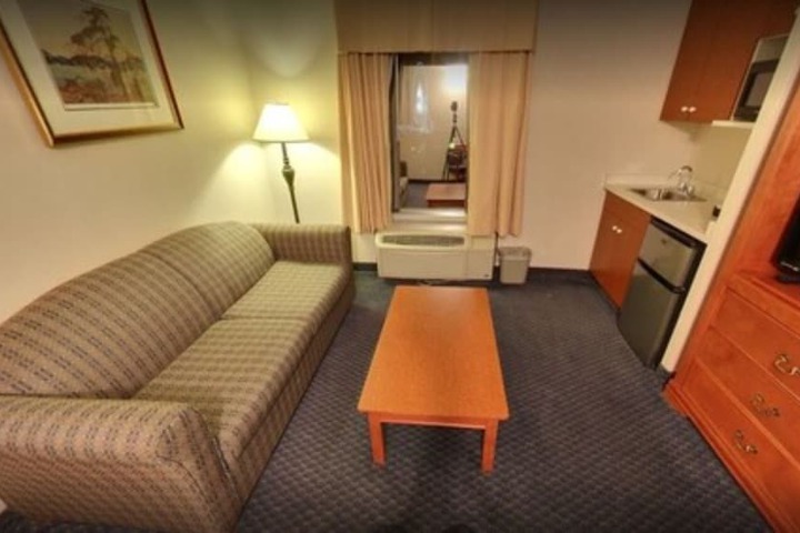 Room 55 of 77