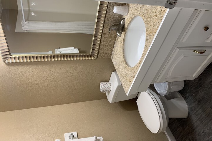 Room 77 of 87
