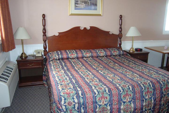 Room 15 of 24