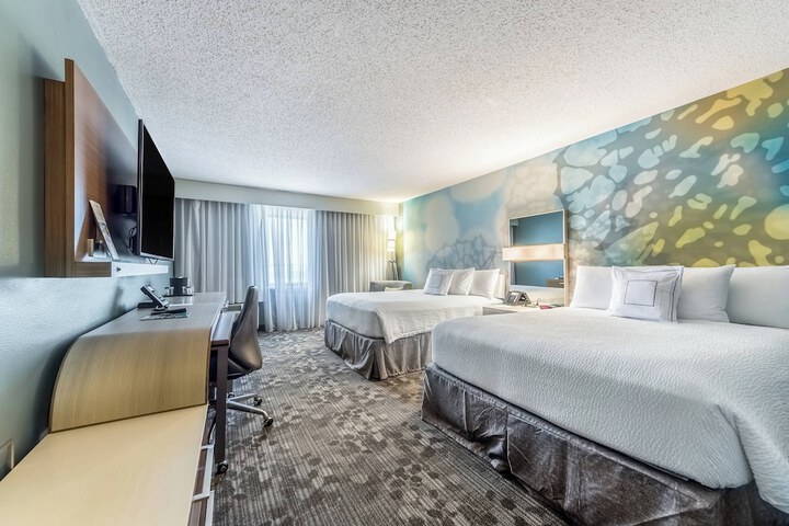 Room 15 of 24