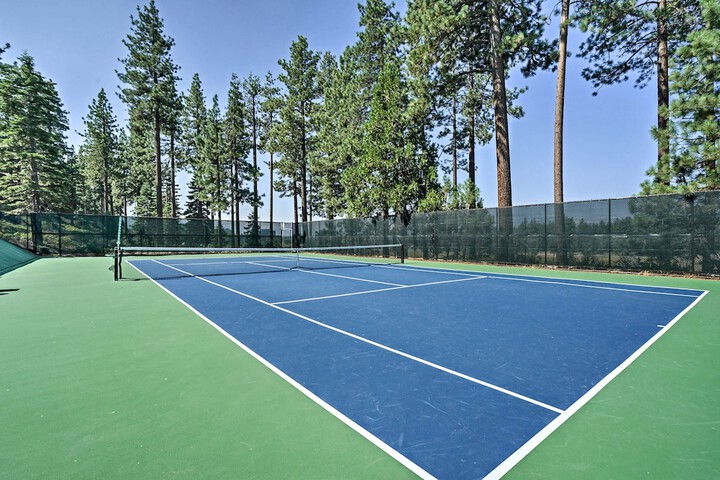 2 Mi to Heavenly Mtn Resort: Retreat w / Sauna!