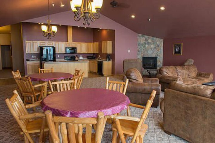 HIAWATHA BEACH RESORT