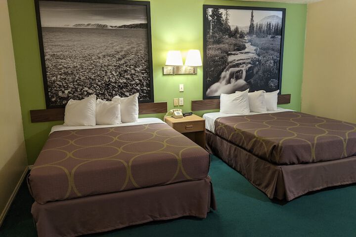 Room 35 of 49