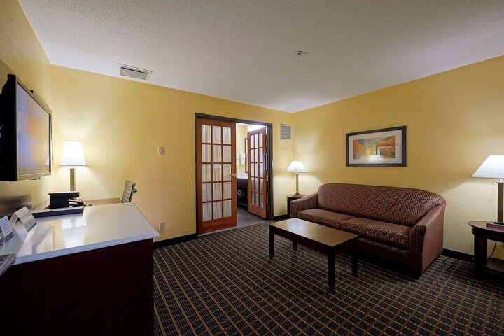 Quality Inn & Suites Harrington - Milford