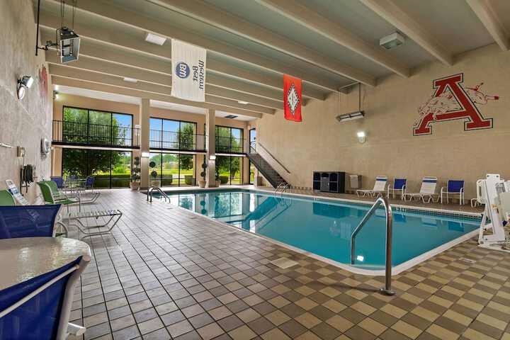 Pool 2 of 39
