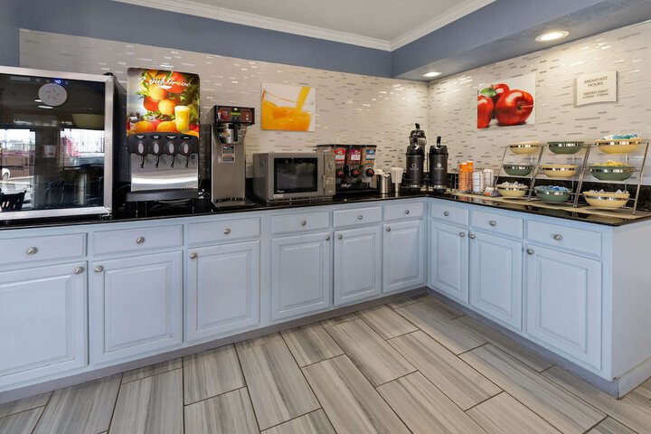 Quality Inn & Suites Dublin