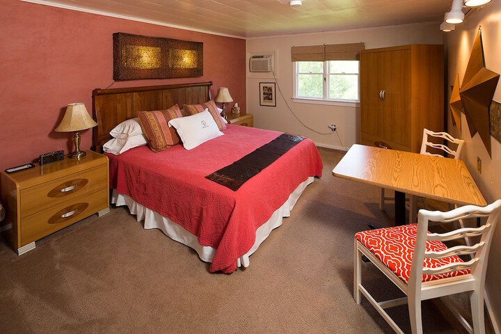 The Barron Brook Inn