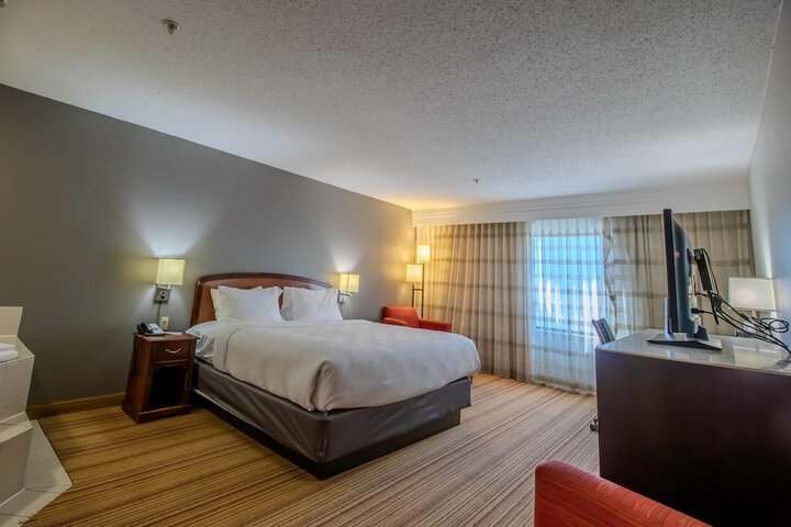 Country Inn & Suites by Radisson Convention Center