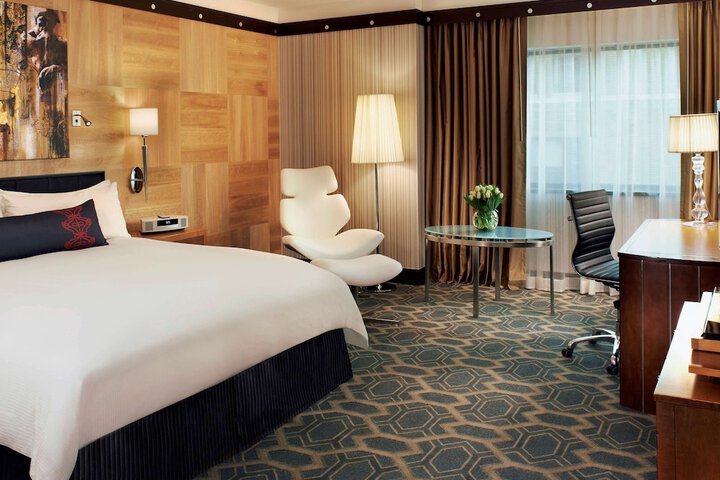 Room 48 of 107