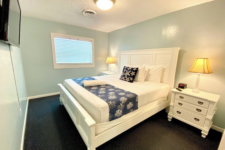 Room 85 of 170