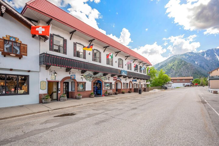 Hotel 9 of 115