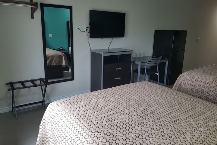 Room 10 of 23