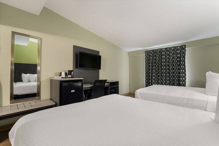 Room 21 of 28
