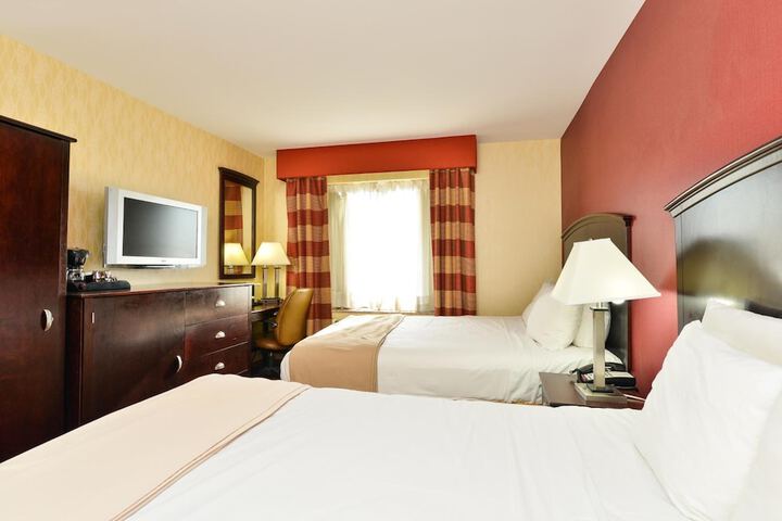 Room 6 of 20