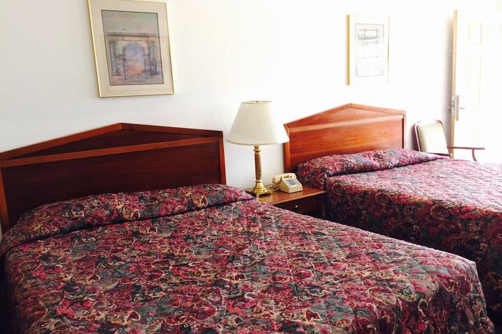Room 14 of 38
