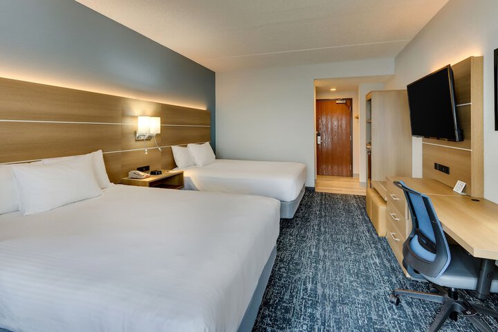 Room 12 of 53