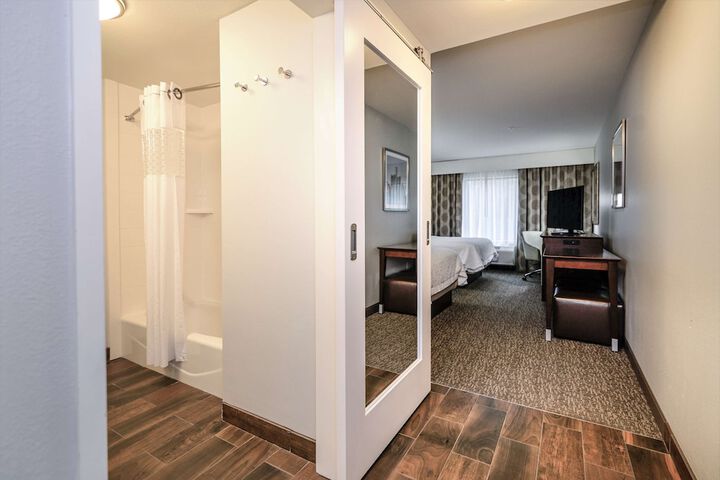Room 26 of 78