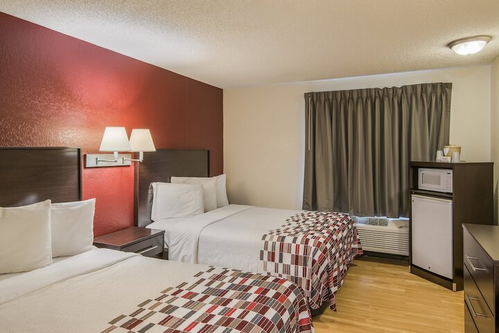 Room 34 of 39