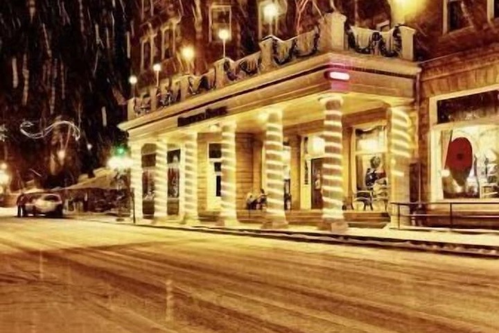 Hotel 2 of 67