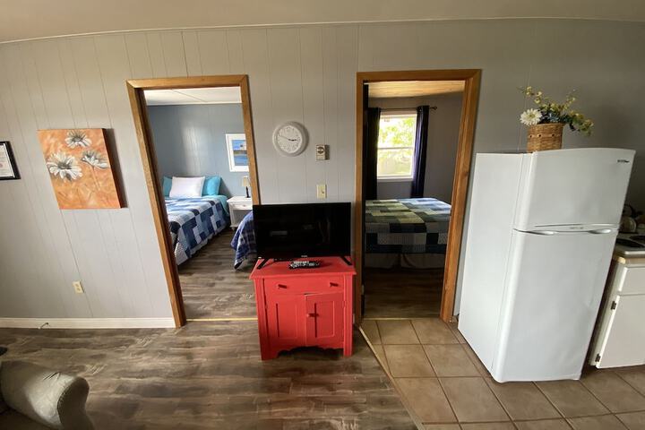 Room 32 of 102