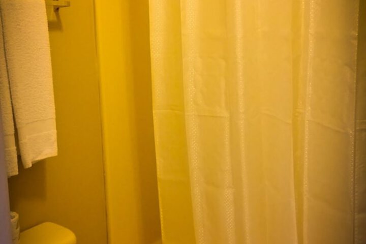 Room 22 of 29