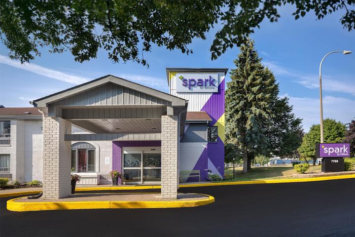Spark by Hilton Brockville