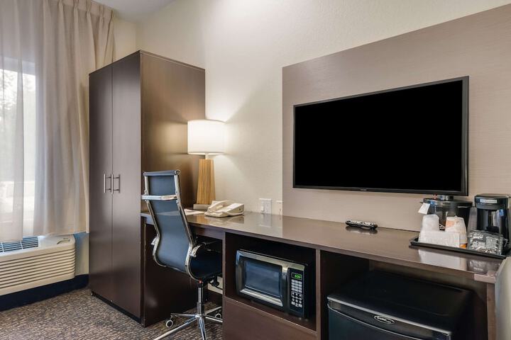 Room 20 of 36