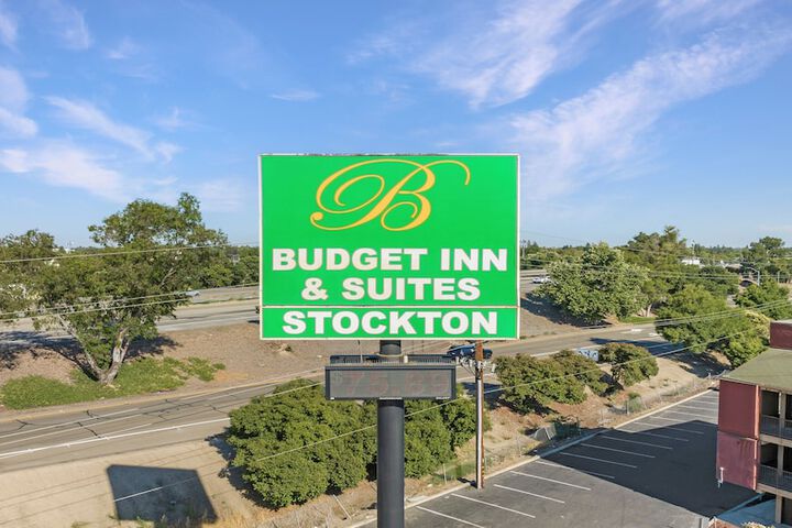 Budget Inn and Suites