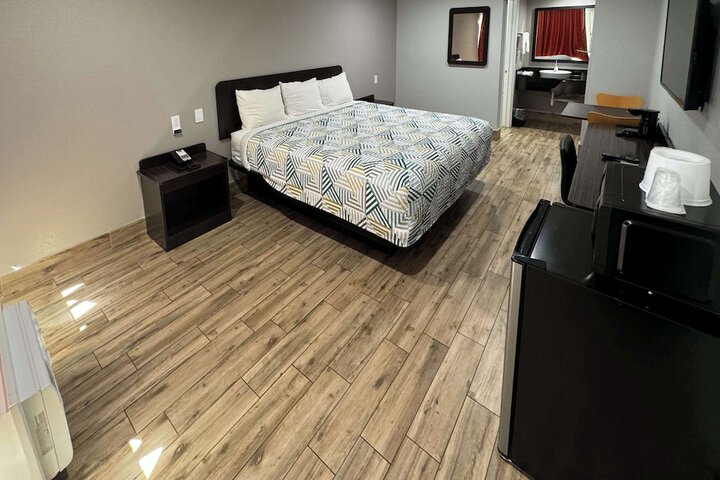 Room 18 of 41