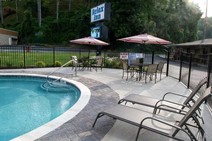Relax Inn