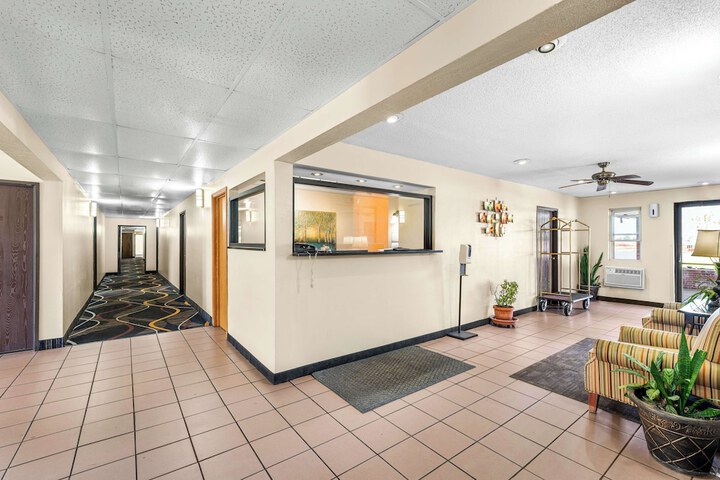 Hotel Interior 13 of 29
