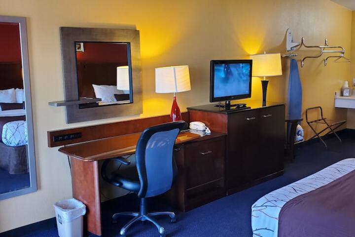 Room 7 of 36