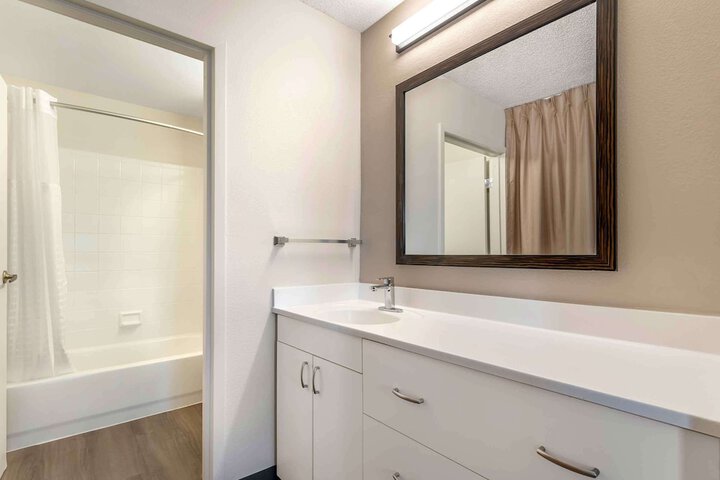Room 20 of 30