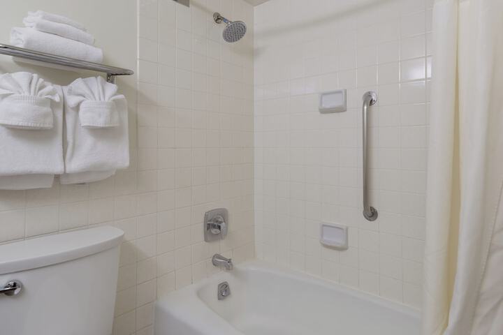 Clarion Hotel Concord / Walnut Creek