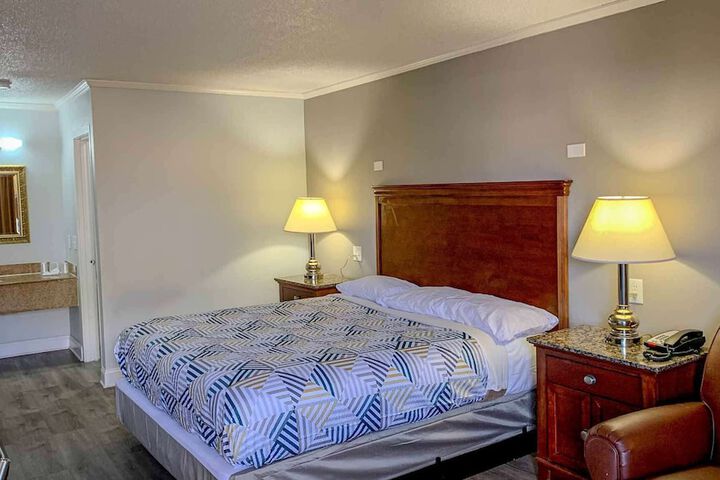Room 19 of 21