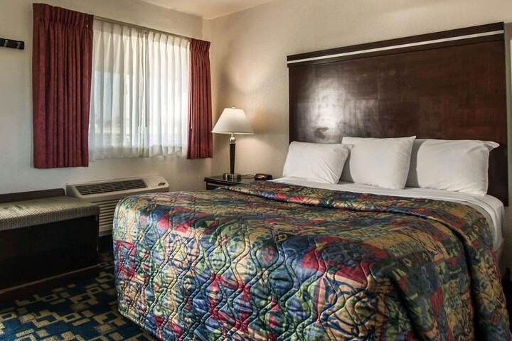 Room 21 of 26
