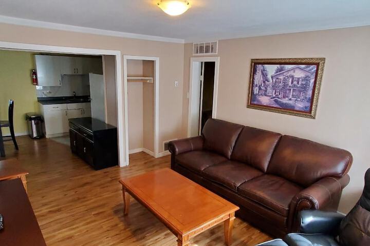 Comox Valley Inn & Suites
