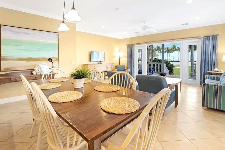 Tranquility Bay Beachfront Hotel and Resort