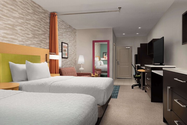 Room 17 of 46