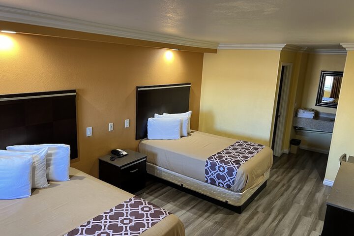 Room 41 of 74