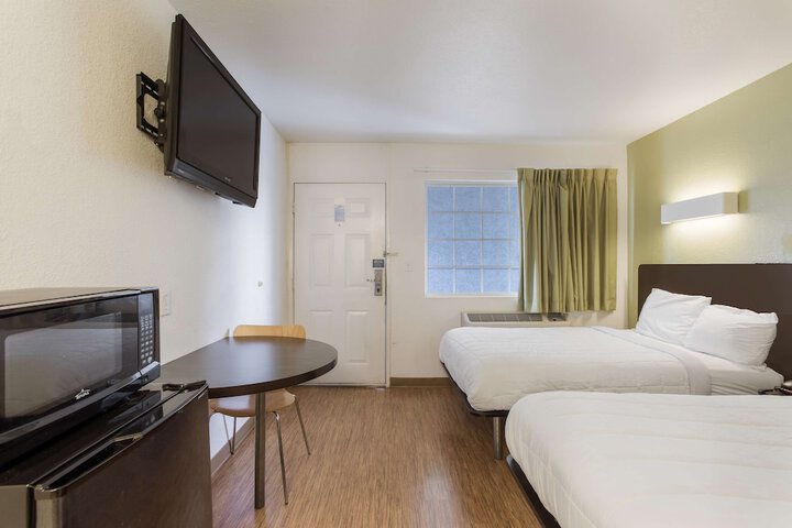 Room 21 of 31