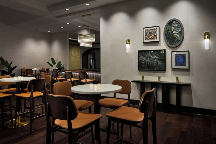 Renaissance Portsmouth-Norfolk Waterfront Hotel