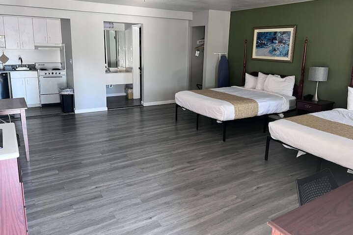 Room 25 of 34