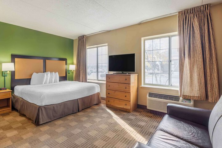 Room 19 of 33