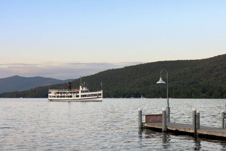 Days Inn by Wyndham Queensbury / Lake George