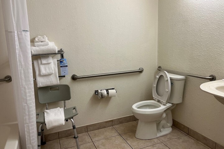 Room 29 of 53