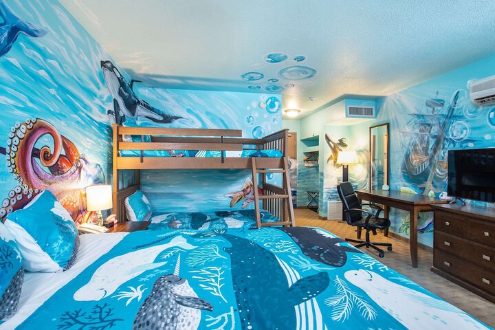 Room 33 of 67