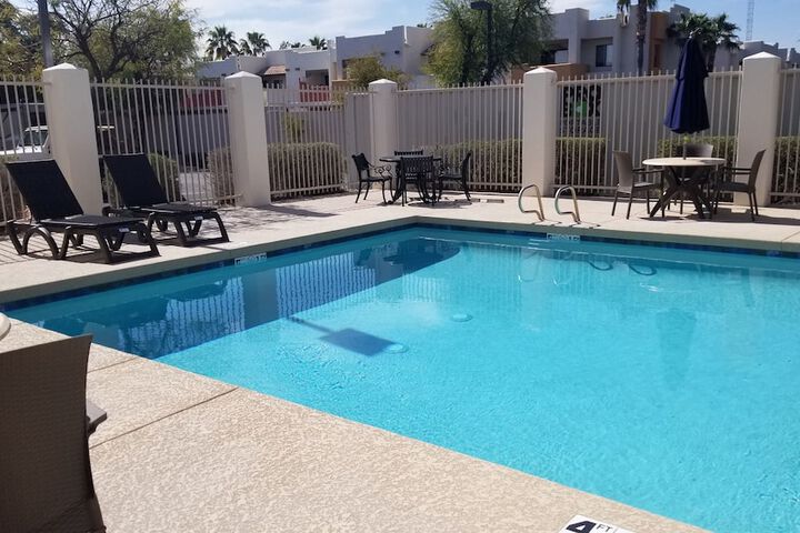 Pool 21 of 112